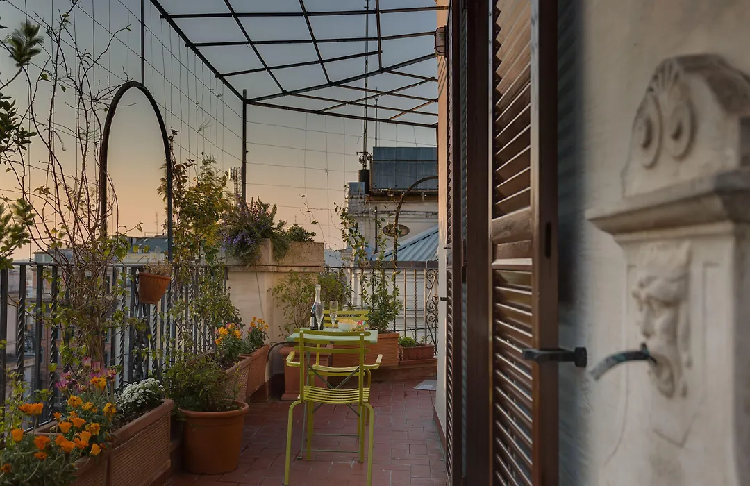 Tritone Top House-1