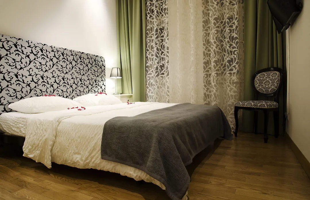 Dolce Vita Suites Boutique-1