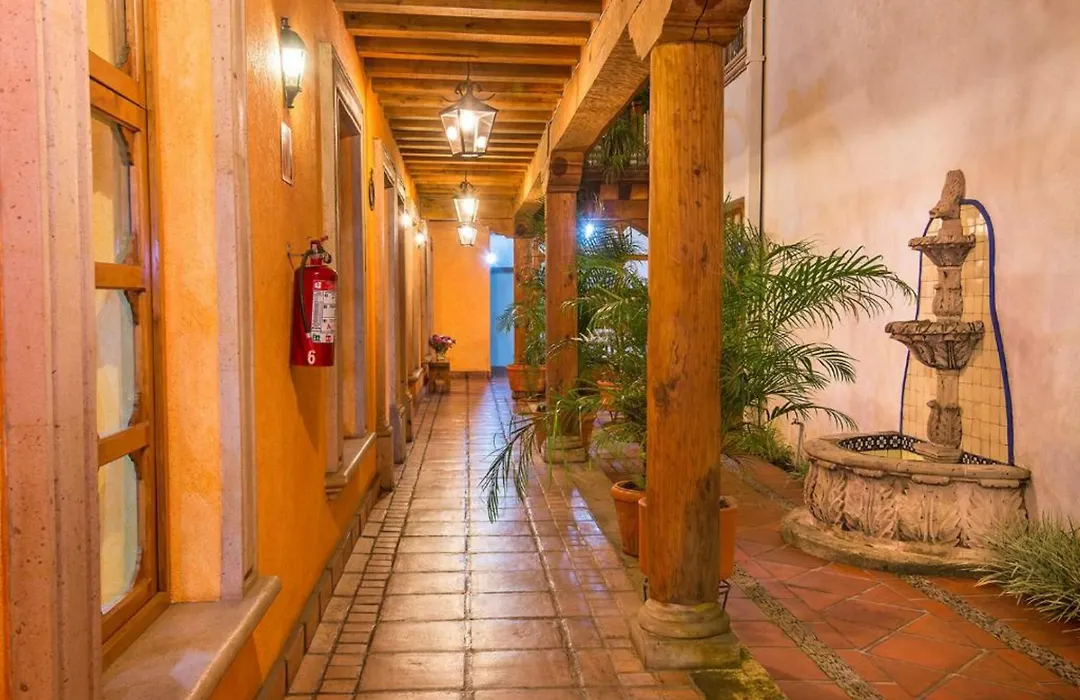 Hotel Refugio Del Angel-1