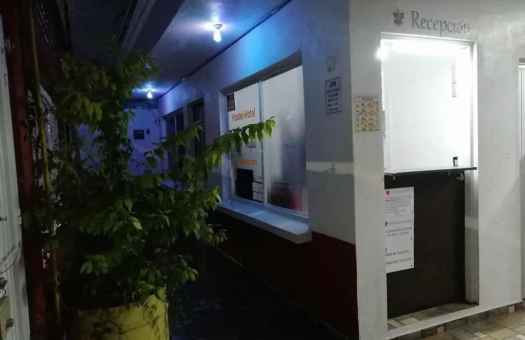 Hostal Maple-1