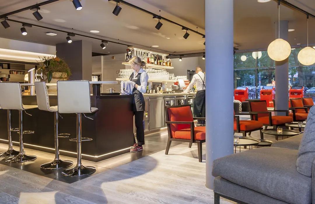 Living Hotel Frankfurt-1