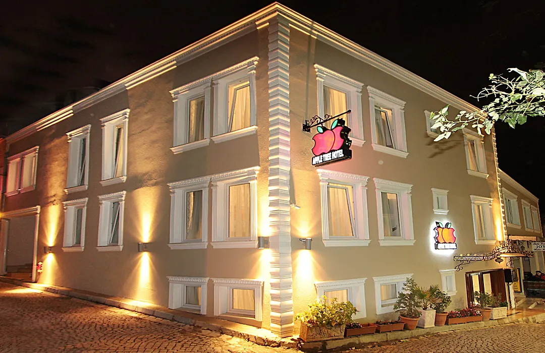 Apple Tree Hotel-1