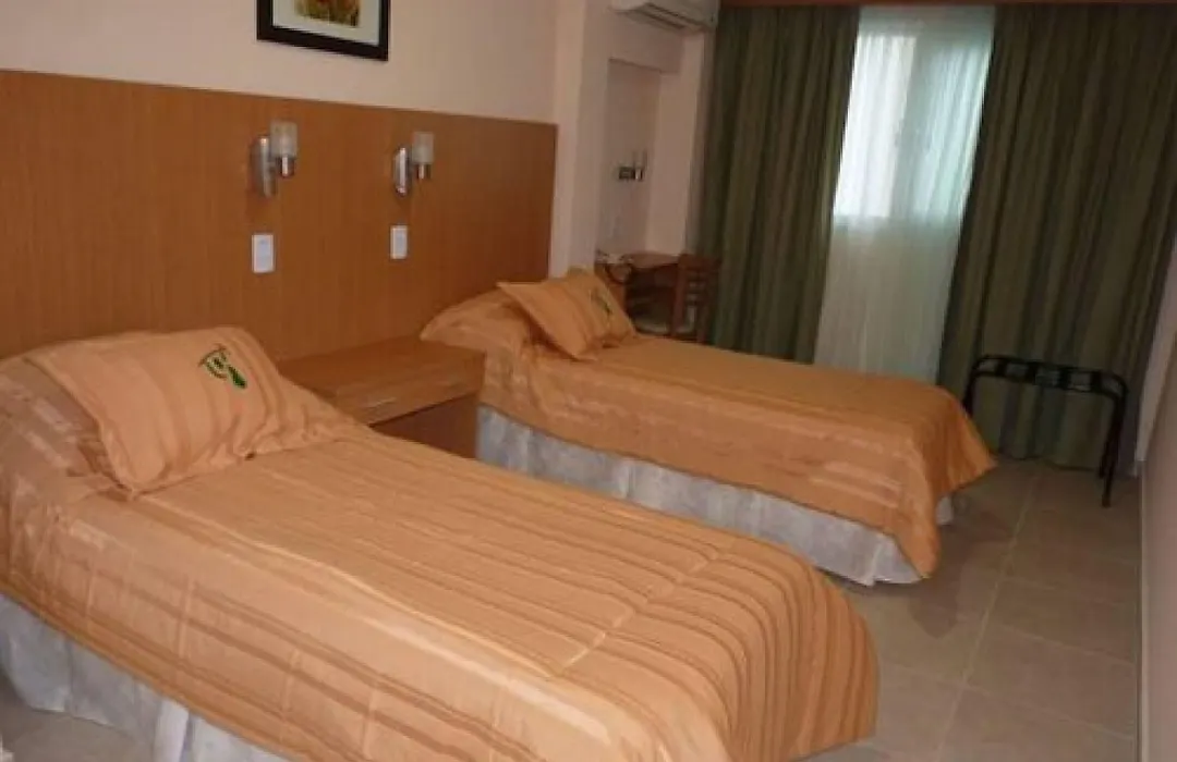 Hotel Osam-1