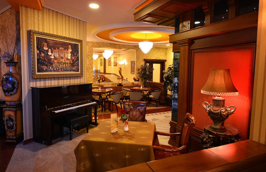 Hotel Austria-1