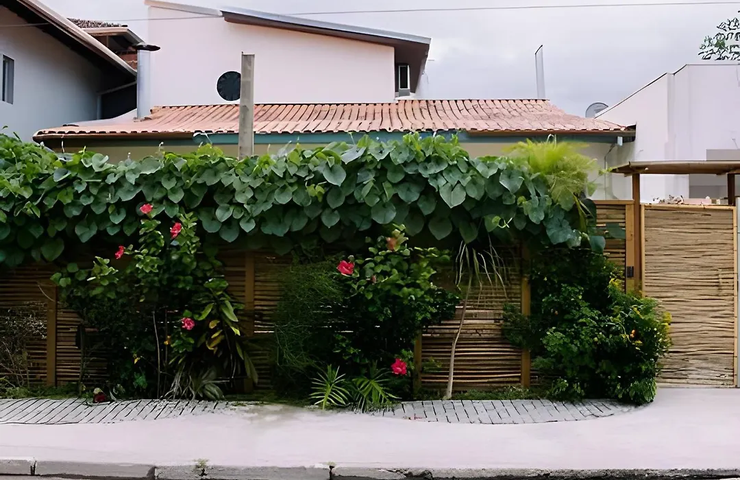 Casa mangarito - suítes-1