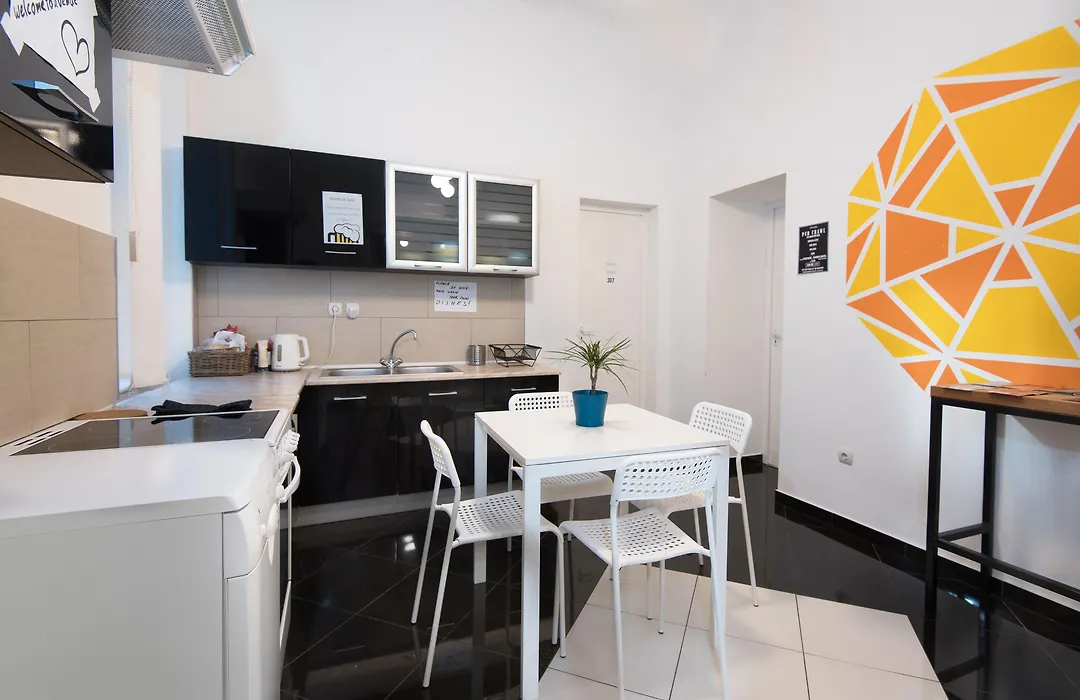 Avenue Hostel-1