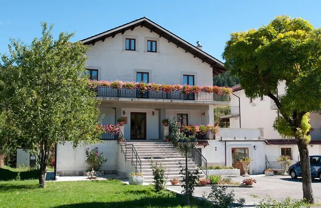 Albergo Della Corte-1