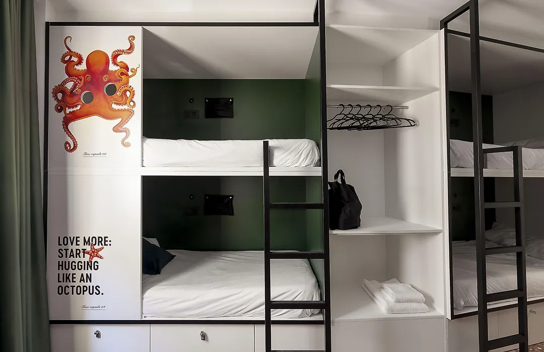 2060 The Newton Hostel-1