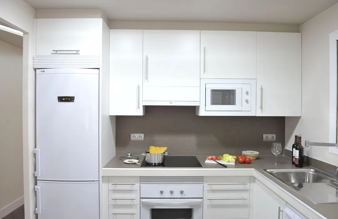 Gaudint Barcelona Suites-1