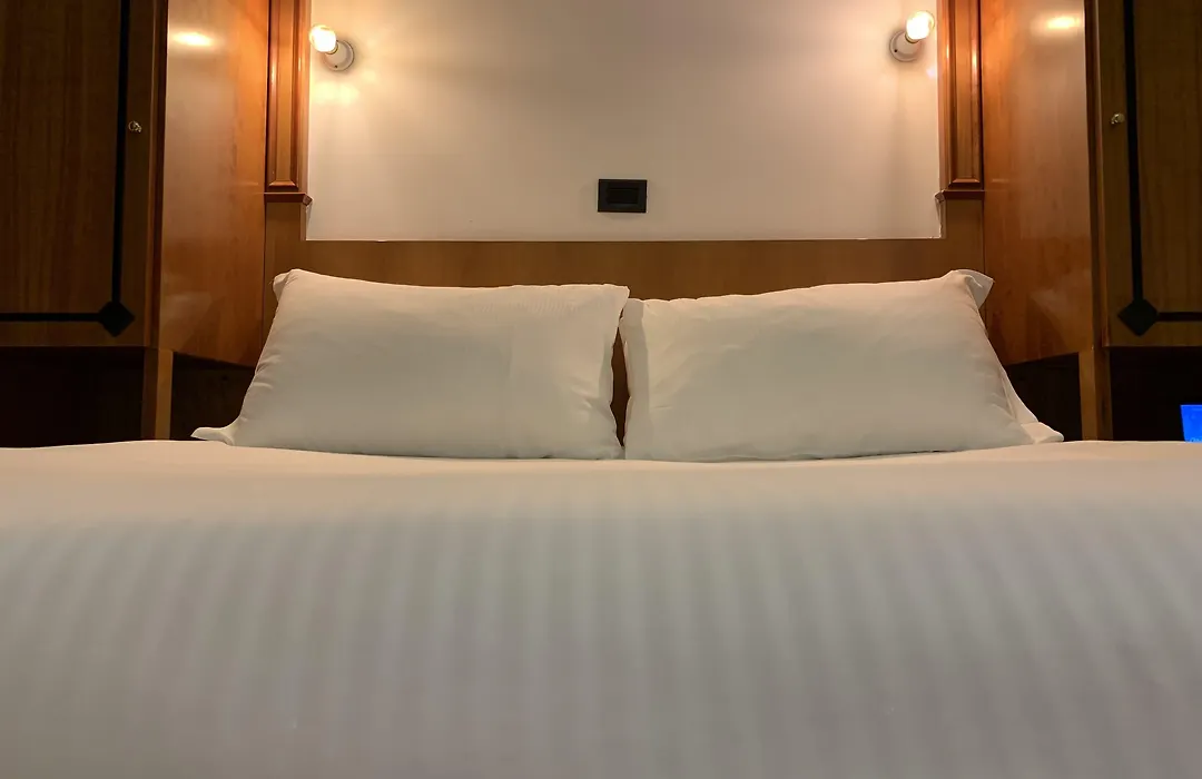 Albergo Delle Regioni, Barberini - Fontana di Trevi-1
