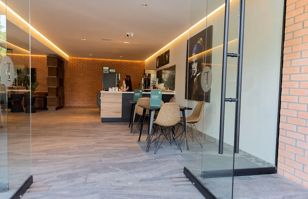 Fulton Business Luxury Hotel-1