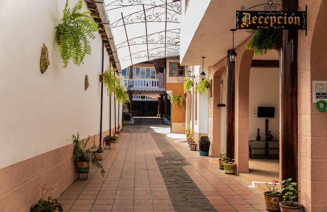 Casa Graciela Hotel Pátzcuaro-1
