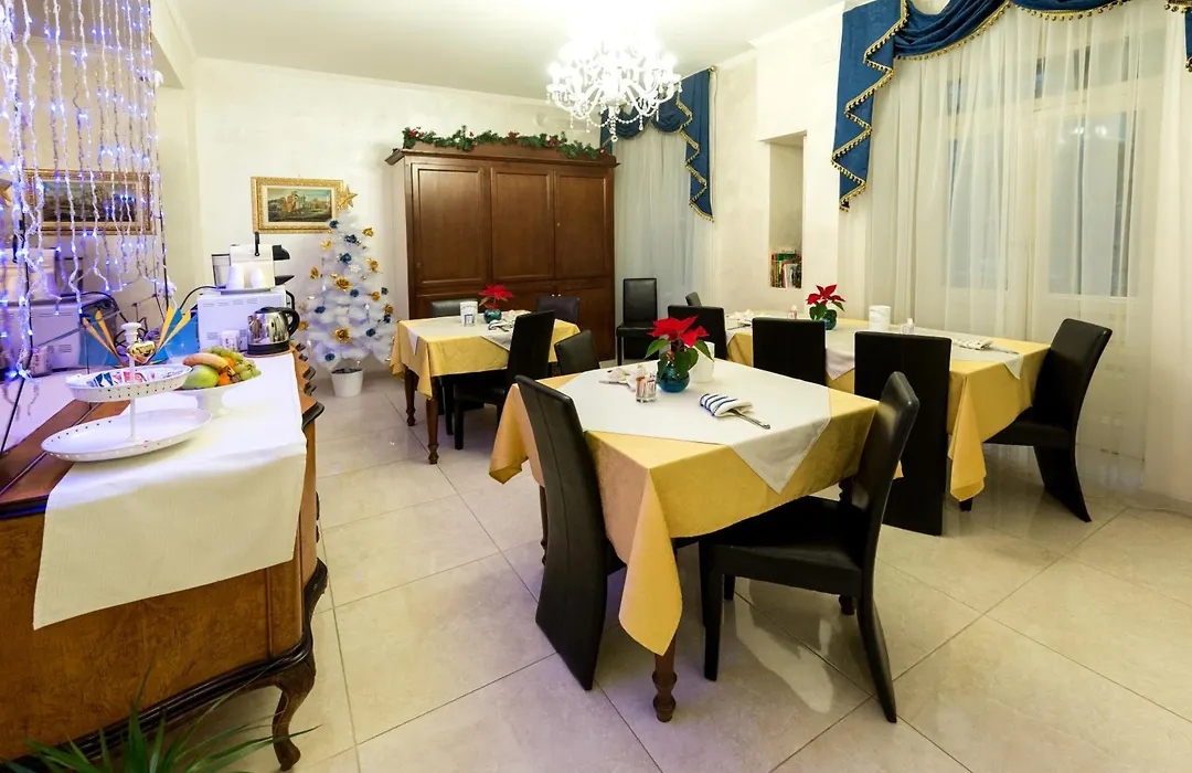 B&B Roma Royal Residence-1