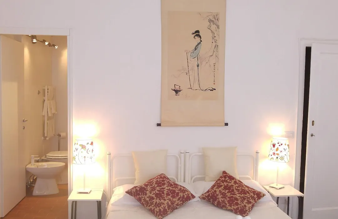 Lucretia House-1