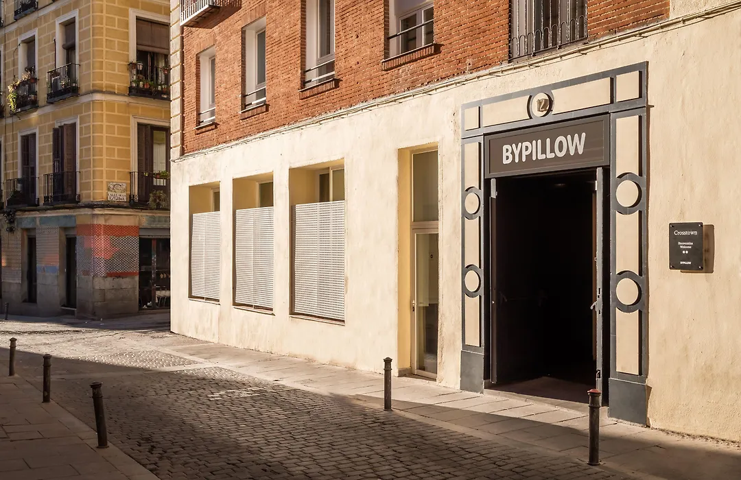 Bypillow Crosstown-1