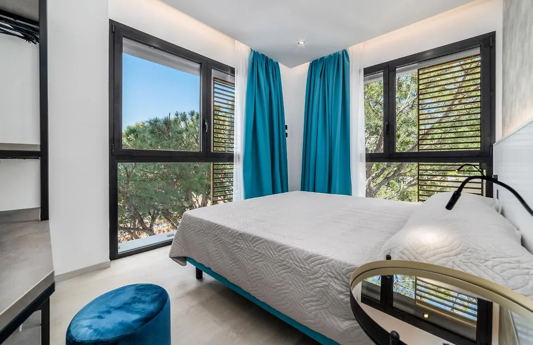 Residence Cala Vela Tower-1