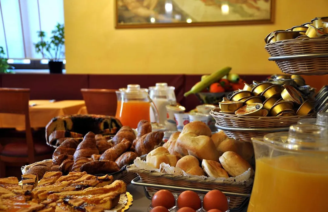 Hotel Lirico-1