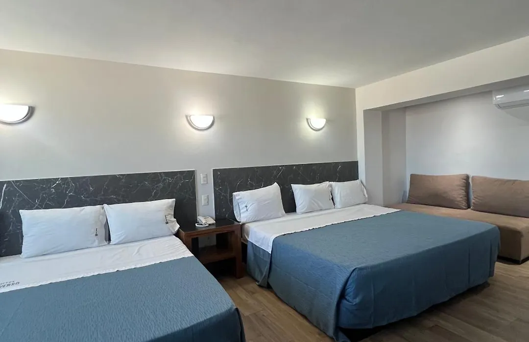 Hotel Universo-1
