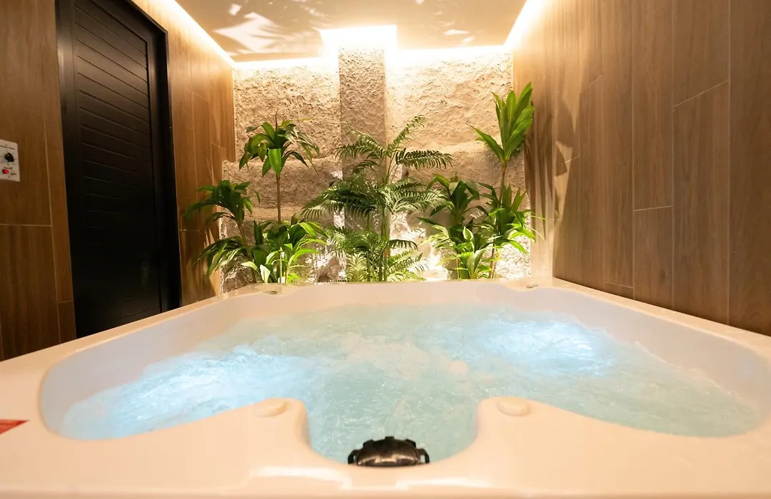 Zi One Luxury Hotel-1