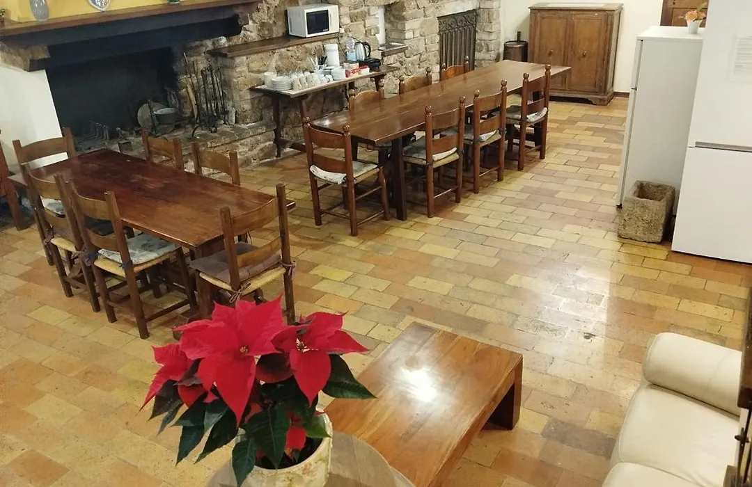 B&B All'Ombra di San Damiano-1