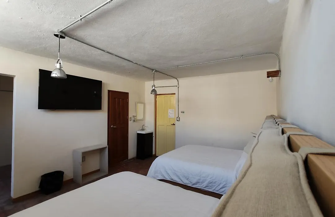 Hostalgia Casa Zul-1