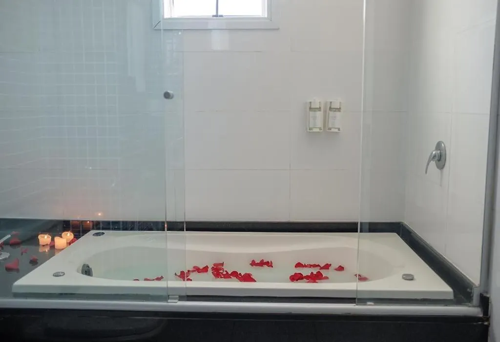 Hotel Açores Premium- 5 minutos do Moinhos de Vento-1