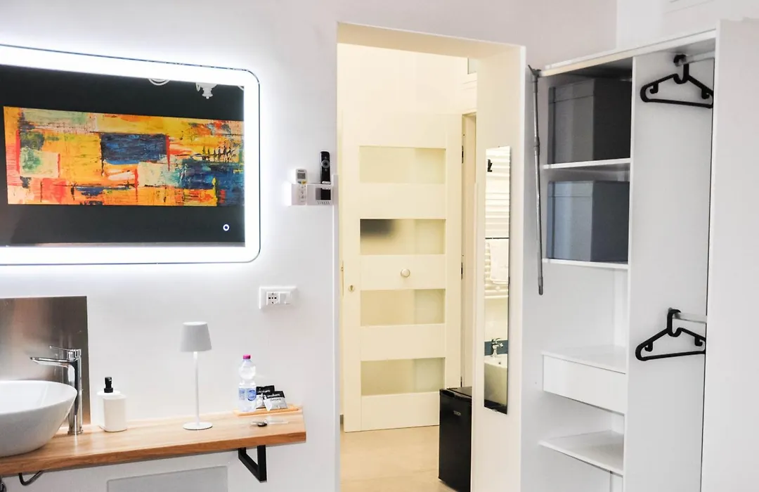 Foresteria Del Genio - Luxury Suites & Urban Spa-1