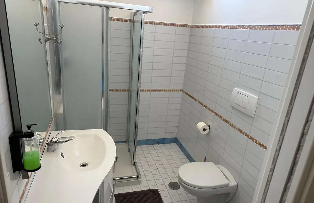 Leonardo Rooms-1