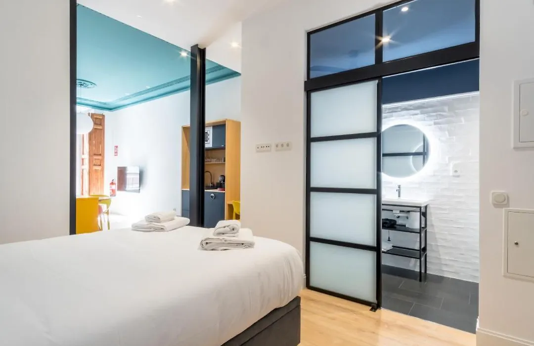 Modern Bright- Studio -Chueca-1