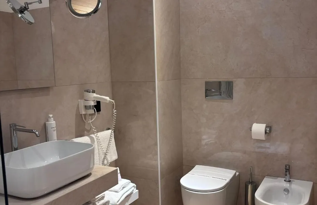 Hotel San Remo-1