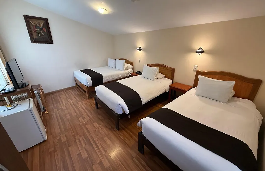 Awki'S Dream Hotel-1