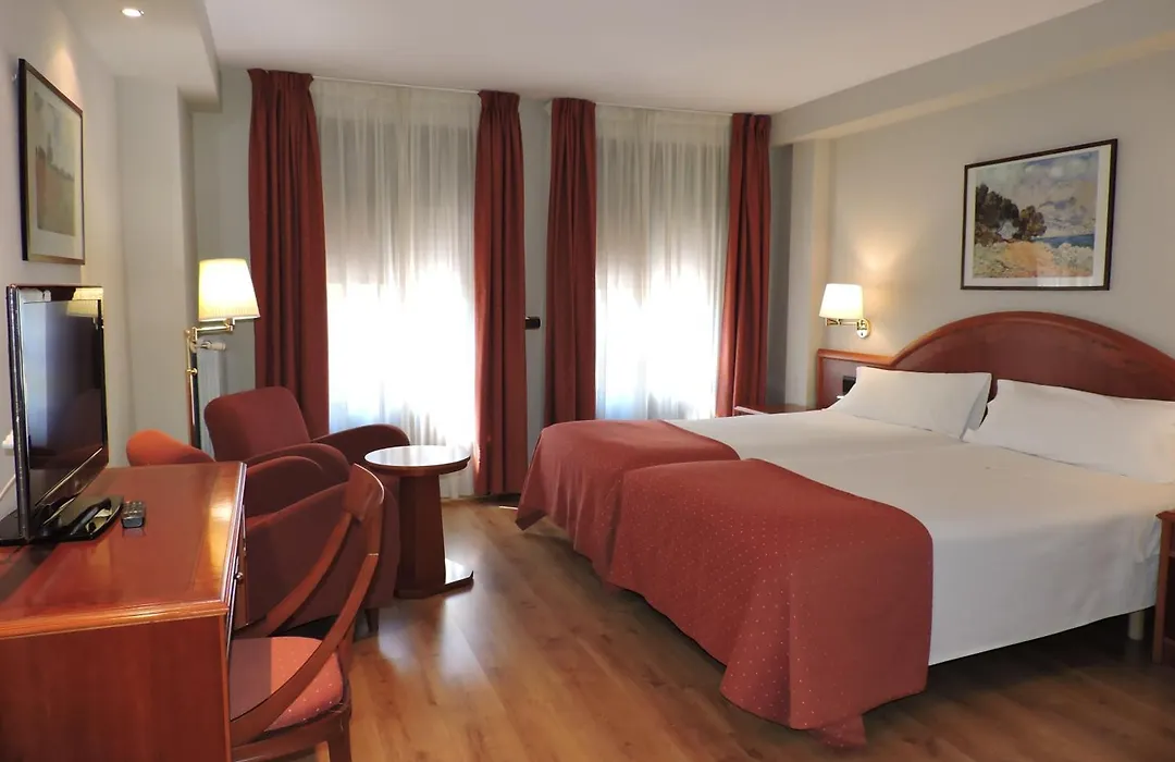 Hotel El Nogal-1