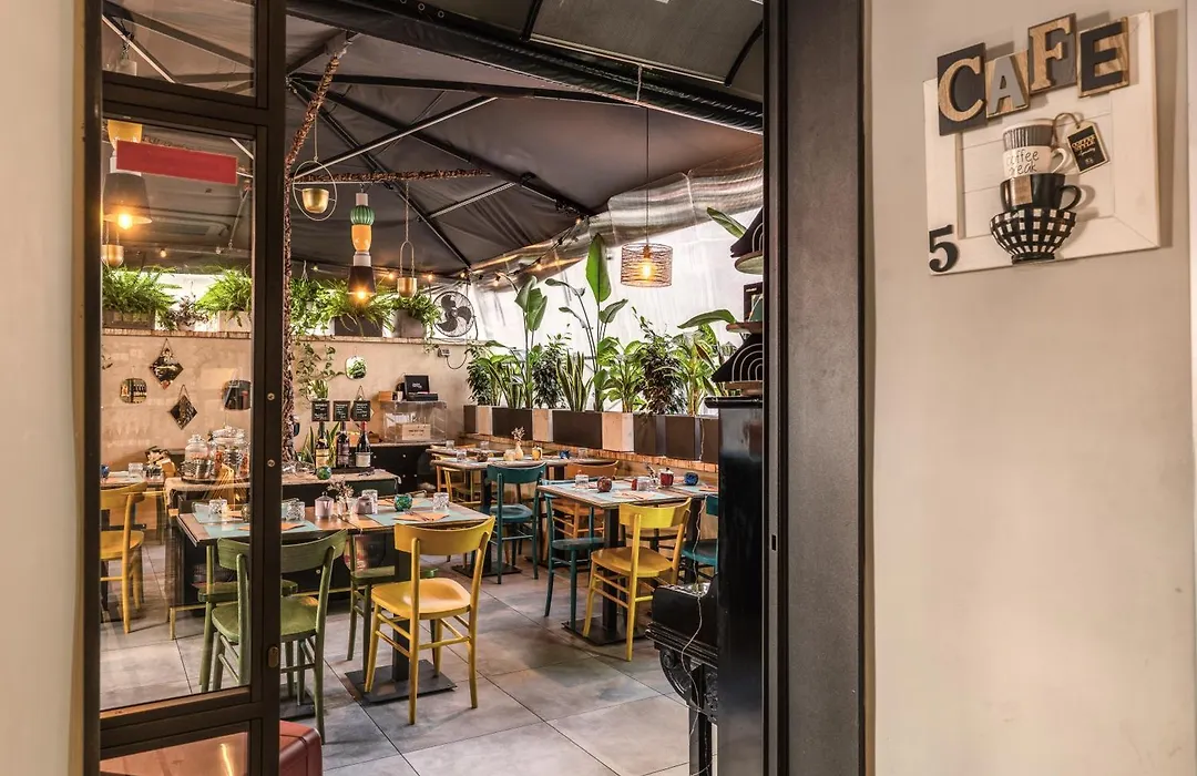 Apollo Boutique Hotel-1