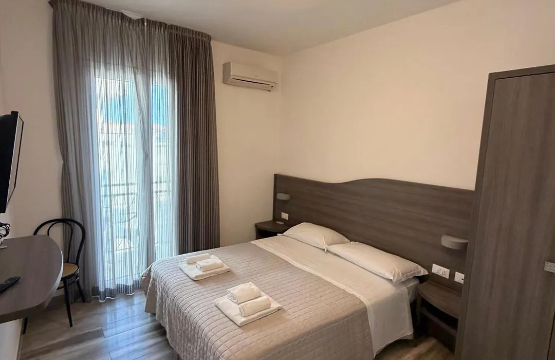Hotel Trieste-1