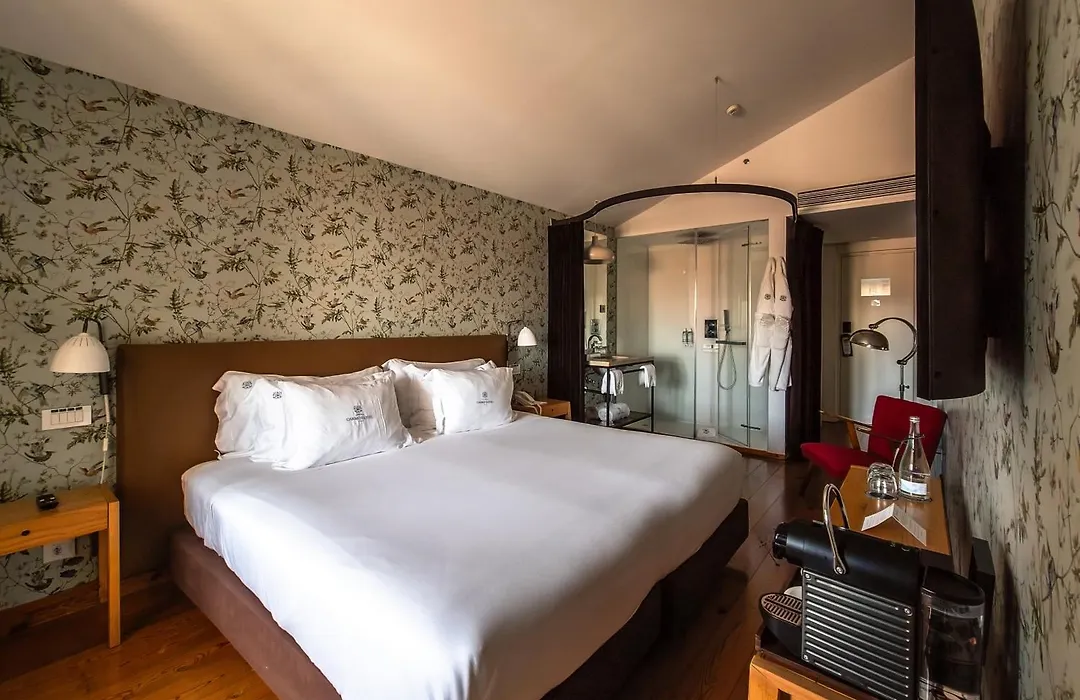 Lisboa Carmo Hotel-1