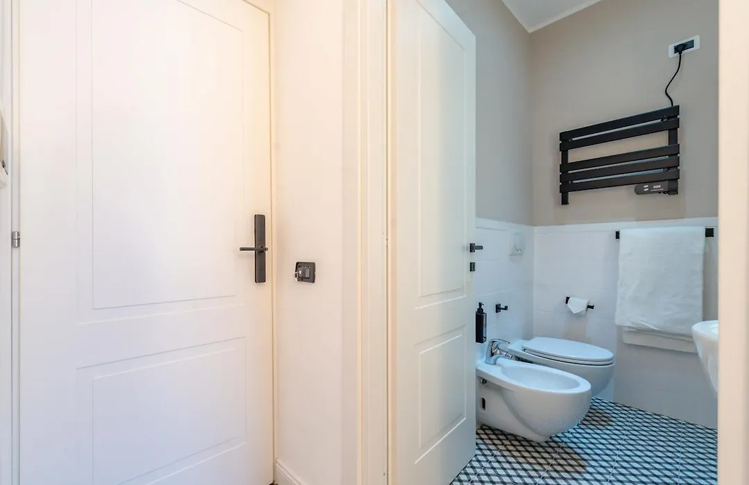 Crescenzio 74 botique by Ghor-1
