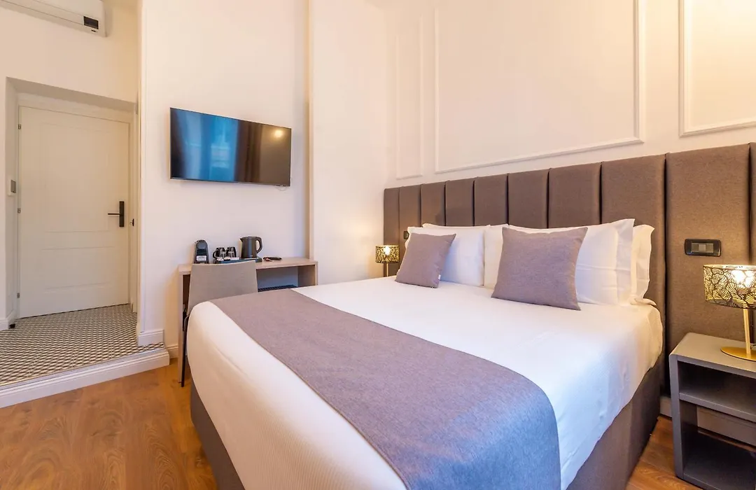 Crescenzio 74 Boutique Guest House By Ghor-1