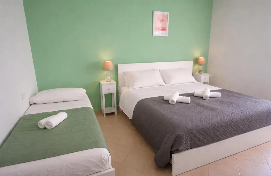 B&B Napoli Tonic-1