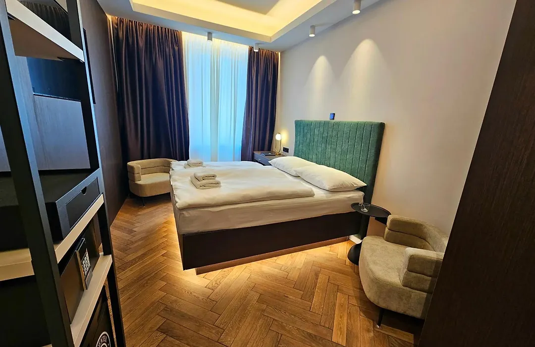 Hotel Center Ljubljana-1