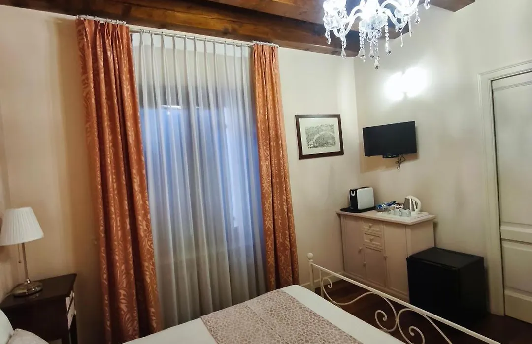 Relais Ponte Pietra-1