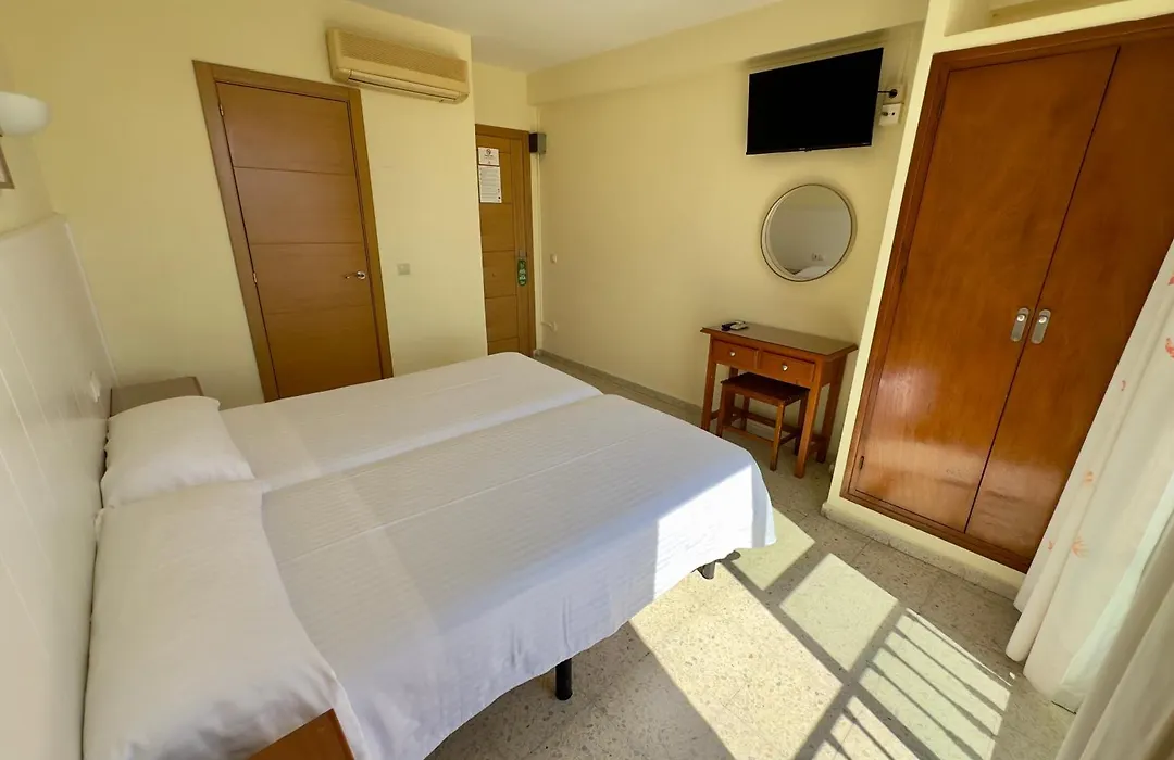 Hotel Cabello-1
