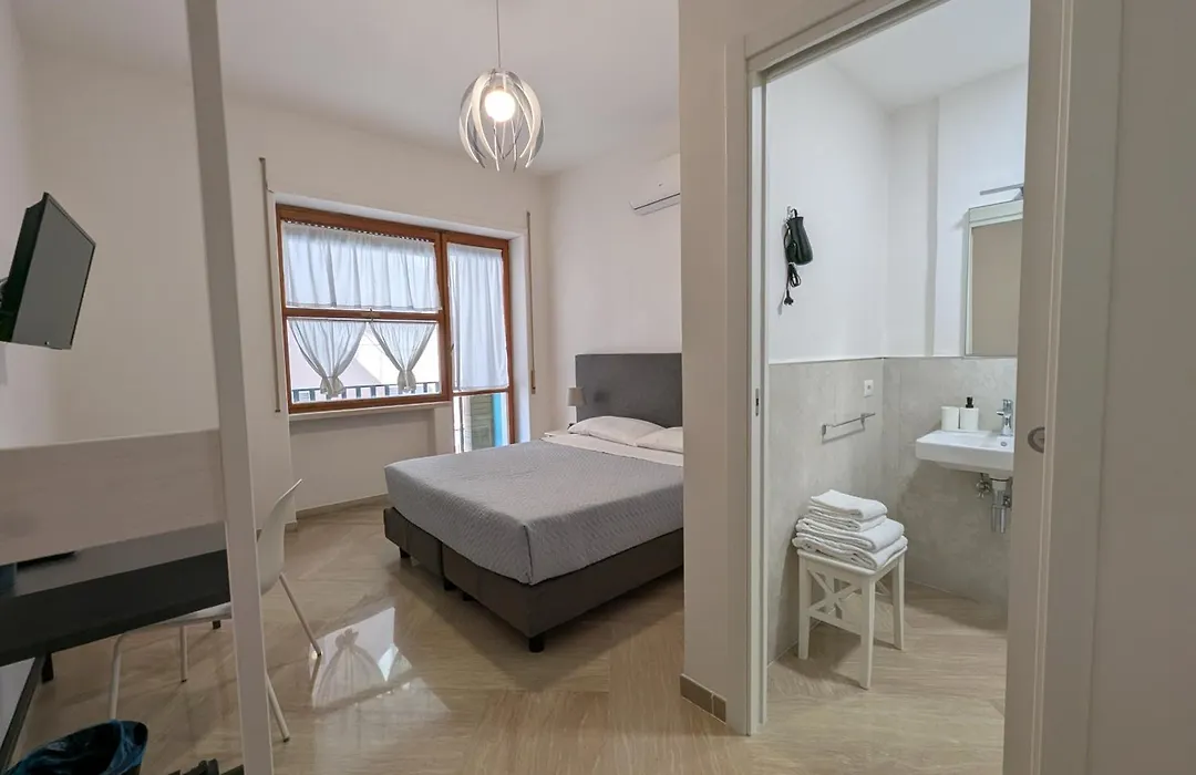Napoli City Inn-1