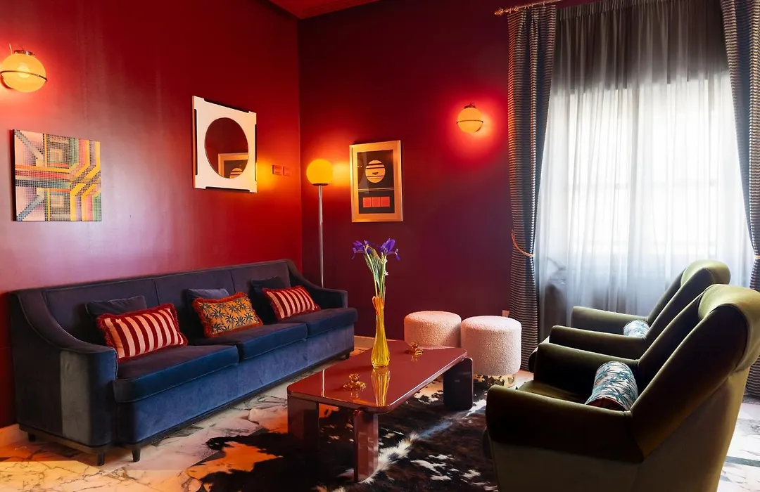 Boutique Hotel Metro 900-1