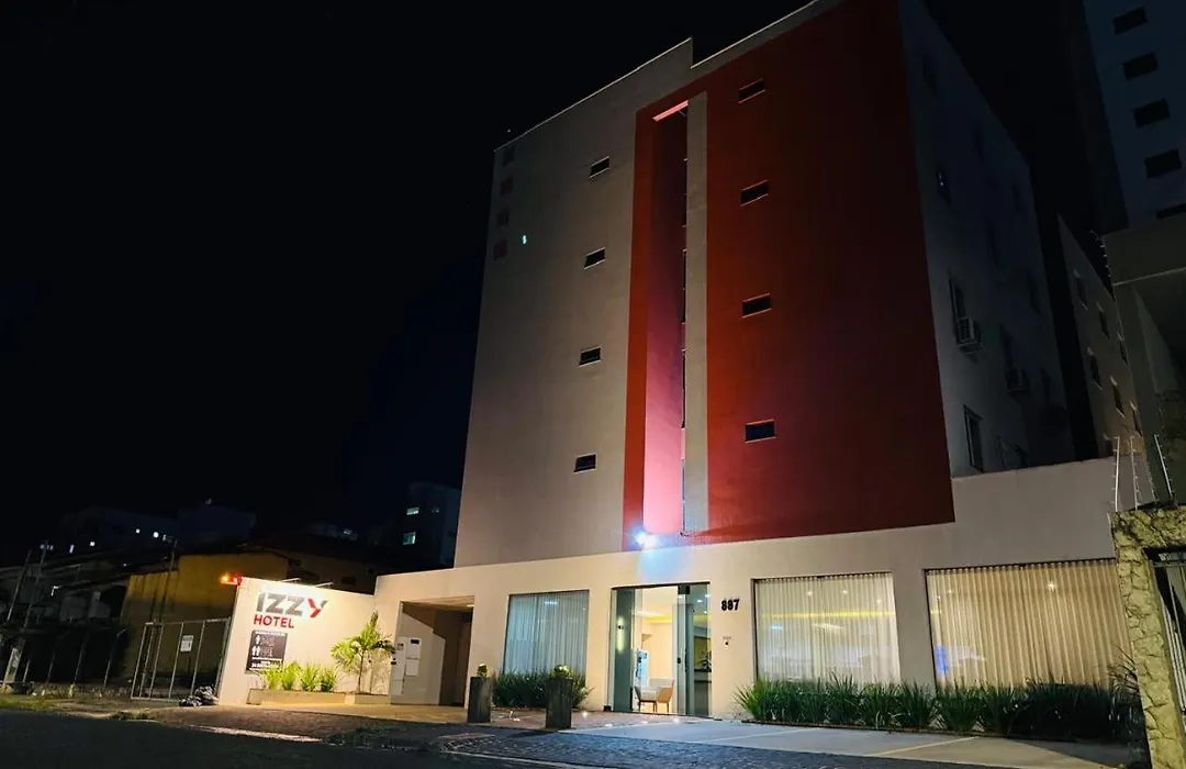 Izzy Hotel-1