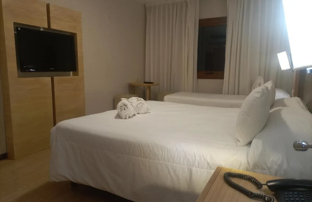 Intersur Colon Hotel-1