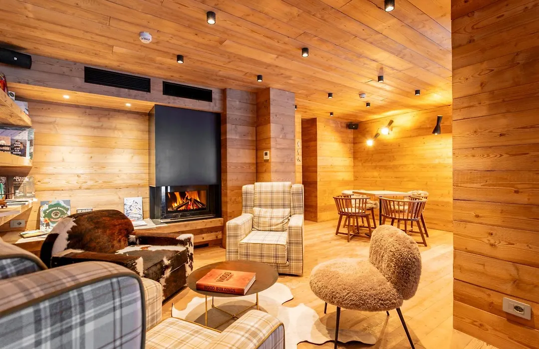 Le Mallet, Courmayeur, Alpine Homesuite-1