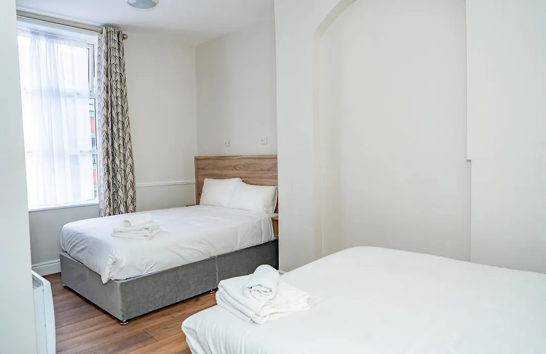 Iveagh Lodge-1
