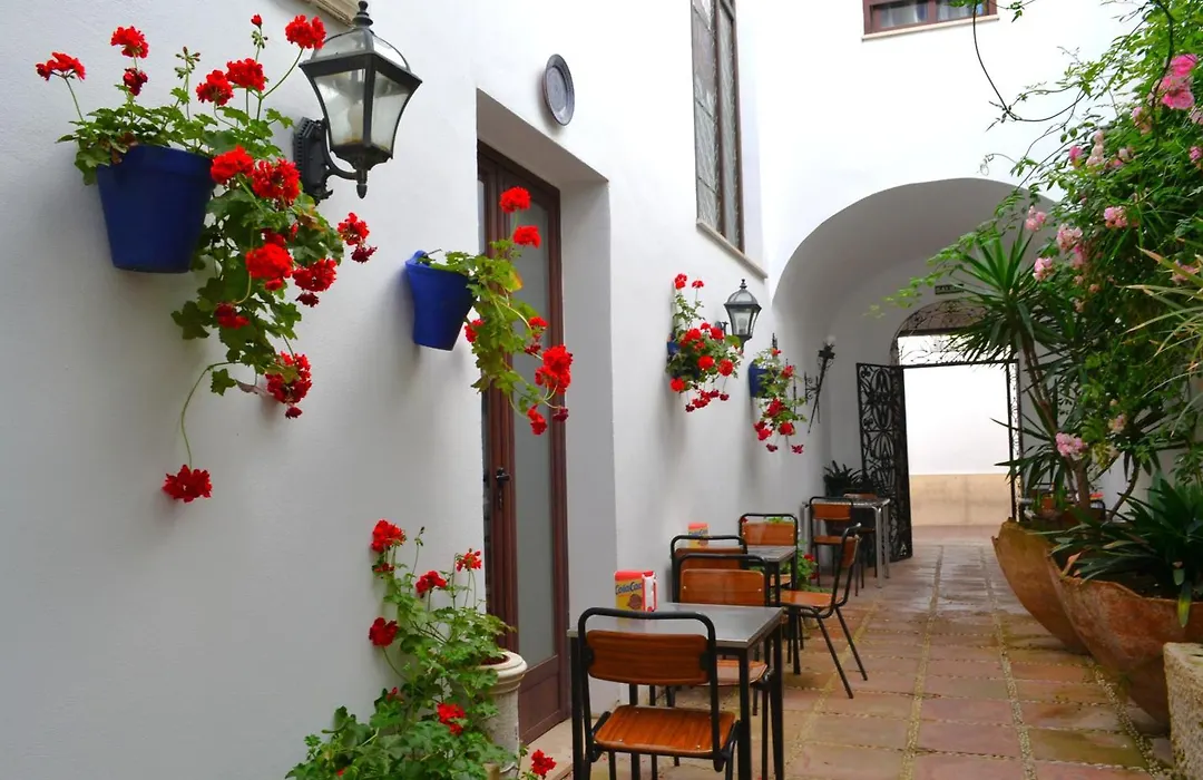 Hotel Marisa-1