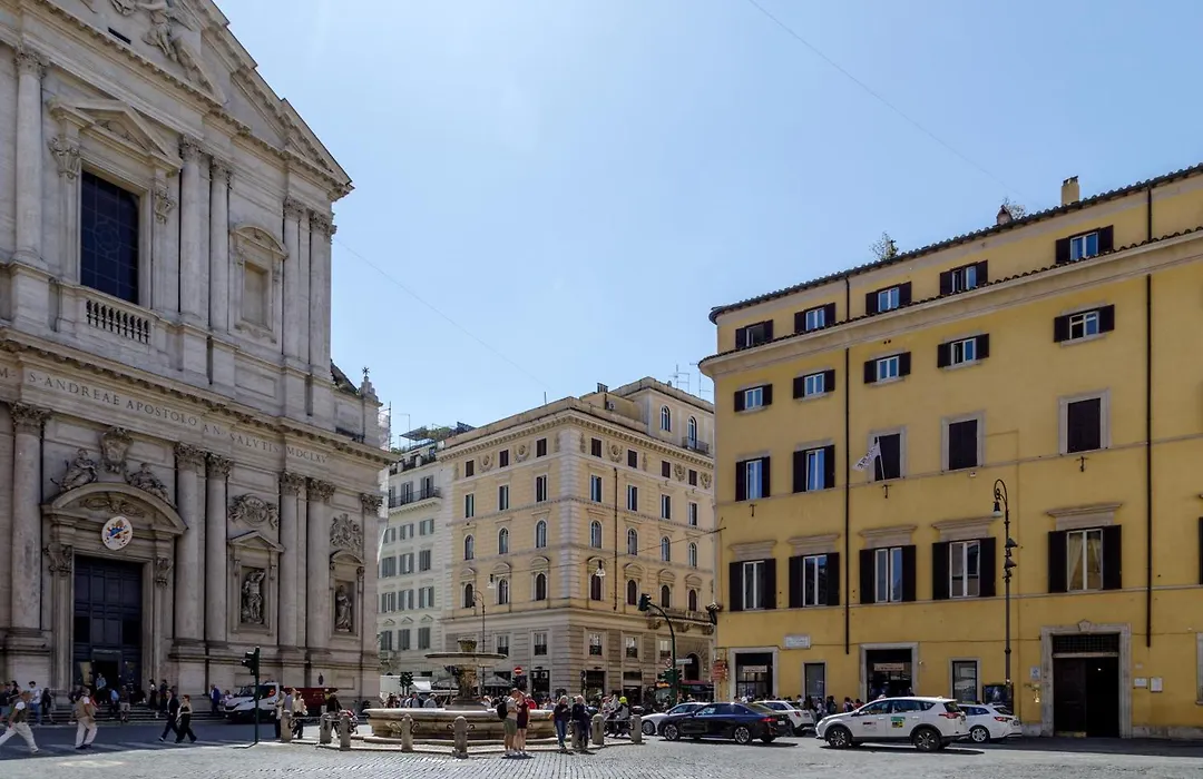 Al Centro Di Roma-1
