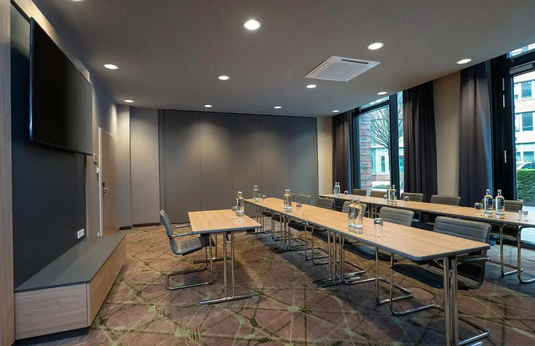 Holiday Inn - Hamburg - Berliner Tor By Ihg-1